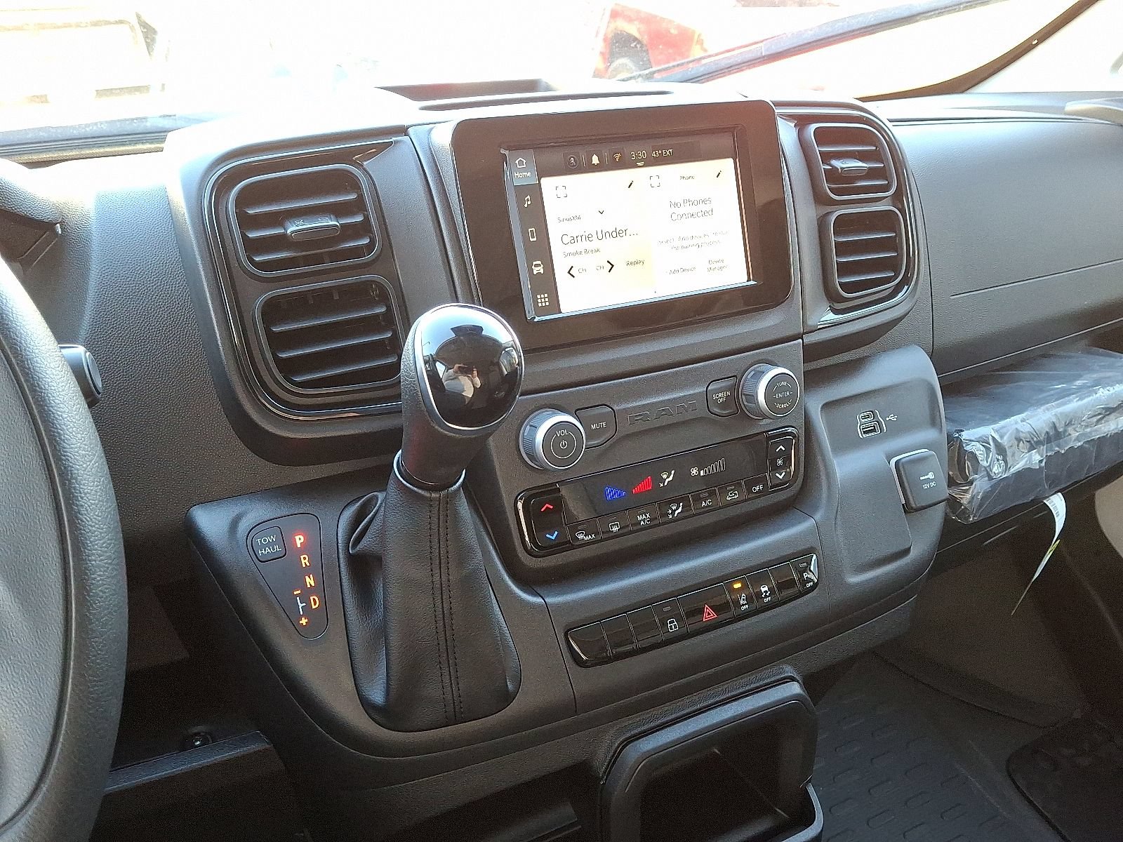 New 2025 RAM ProMaster 1500 w/ Safety Group FWD image 9