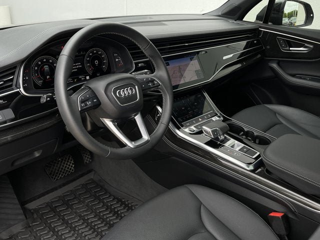 Used 2025 Audi Q7 3.0T Premium Plus AWD/4WD image 11