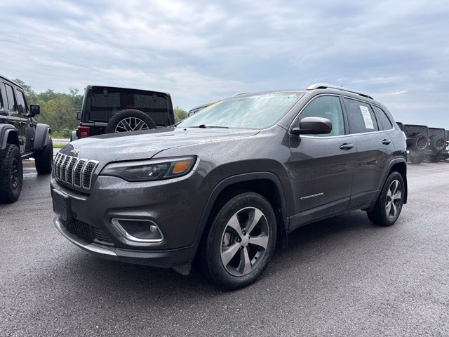 Used 2019 Jeep Cherokee Limited AWD/4WD image 7