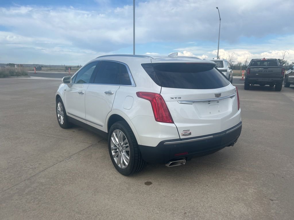 Used 2019 Cadillac XT5 Premium Luxury AWD/4WD image 3