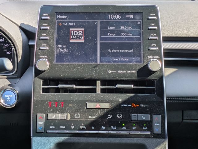 Used 2022 Toyota Avalon XSE FWD image 12
