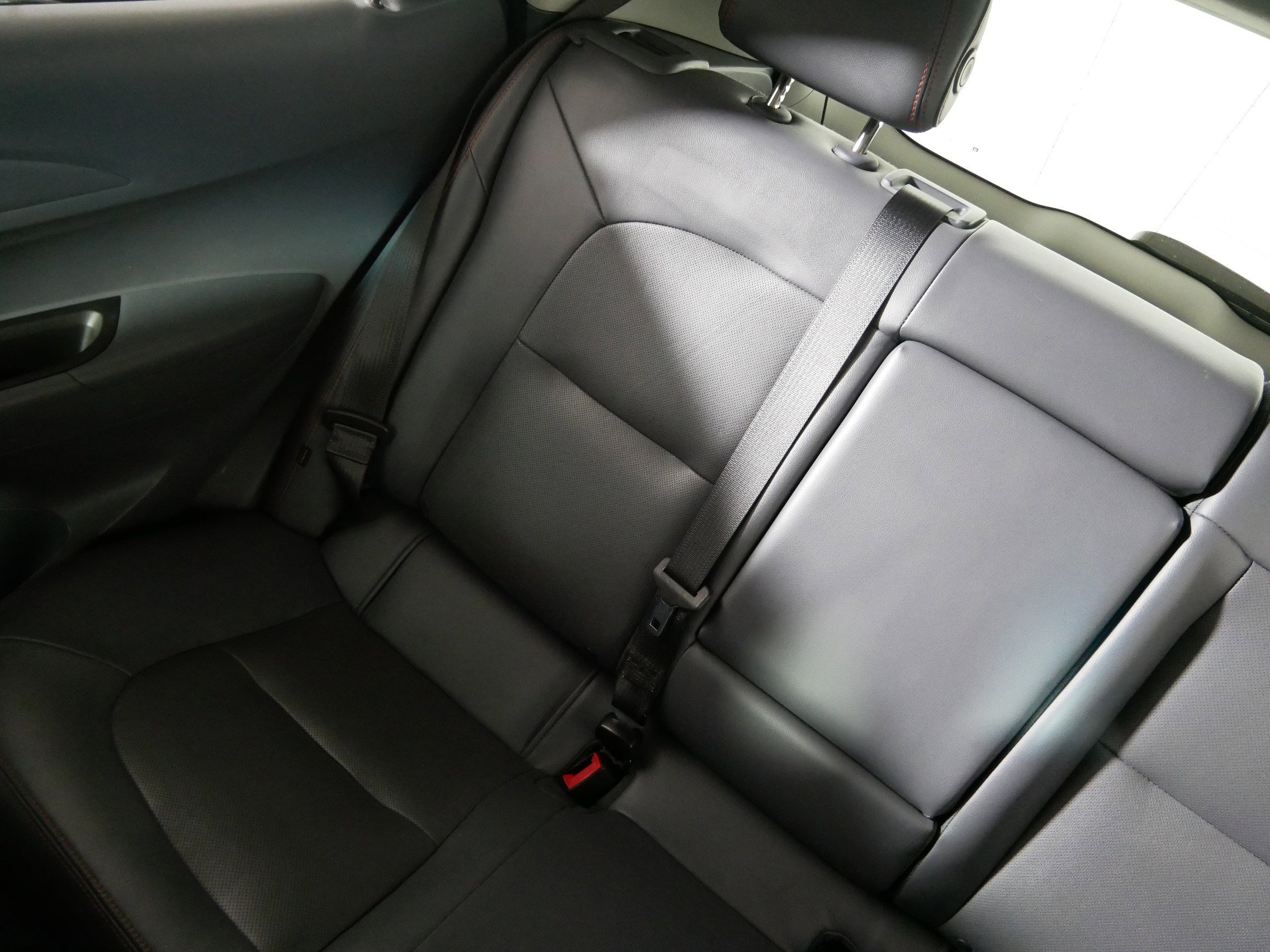 Used 2019 Chevrolet Bolt Premier w/ Infotainment Package image 12