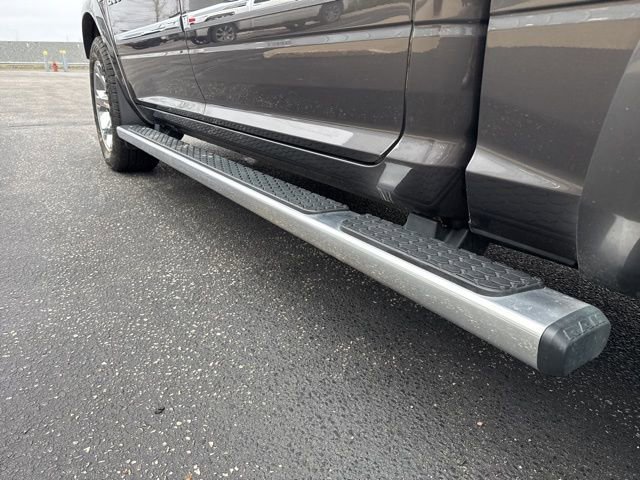 Used 2017 RAM 1500 Laramie w/ Convenience Group image 15