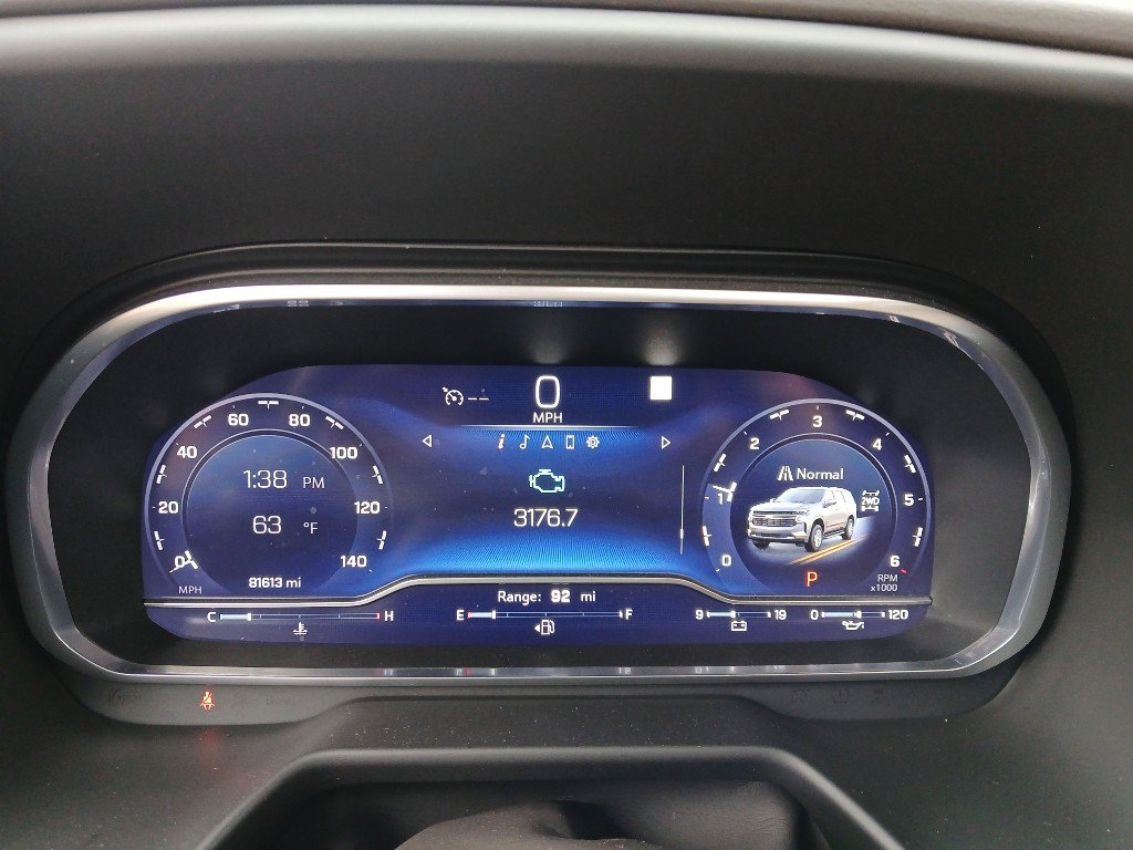 Used 2022 Chevrolet Suburban Z71 w/ Luxury Package image 37