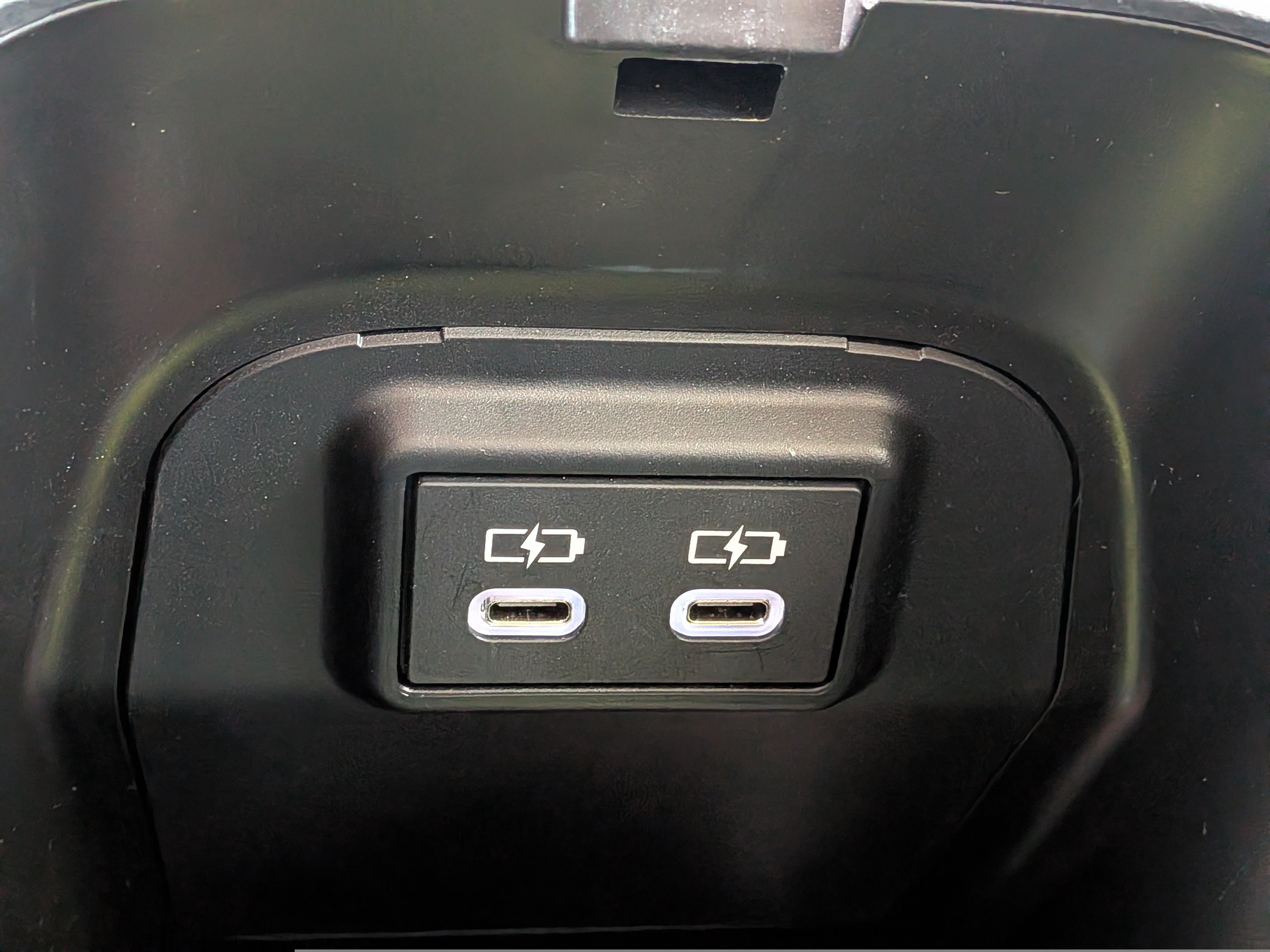 Used 2024 Toyota RAV4 XLE AWD/4WD image 32