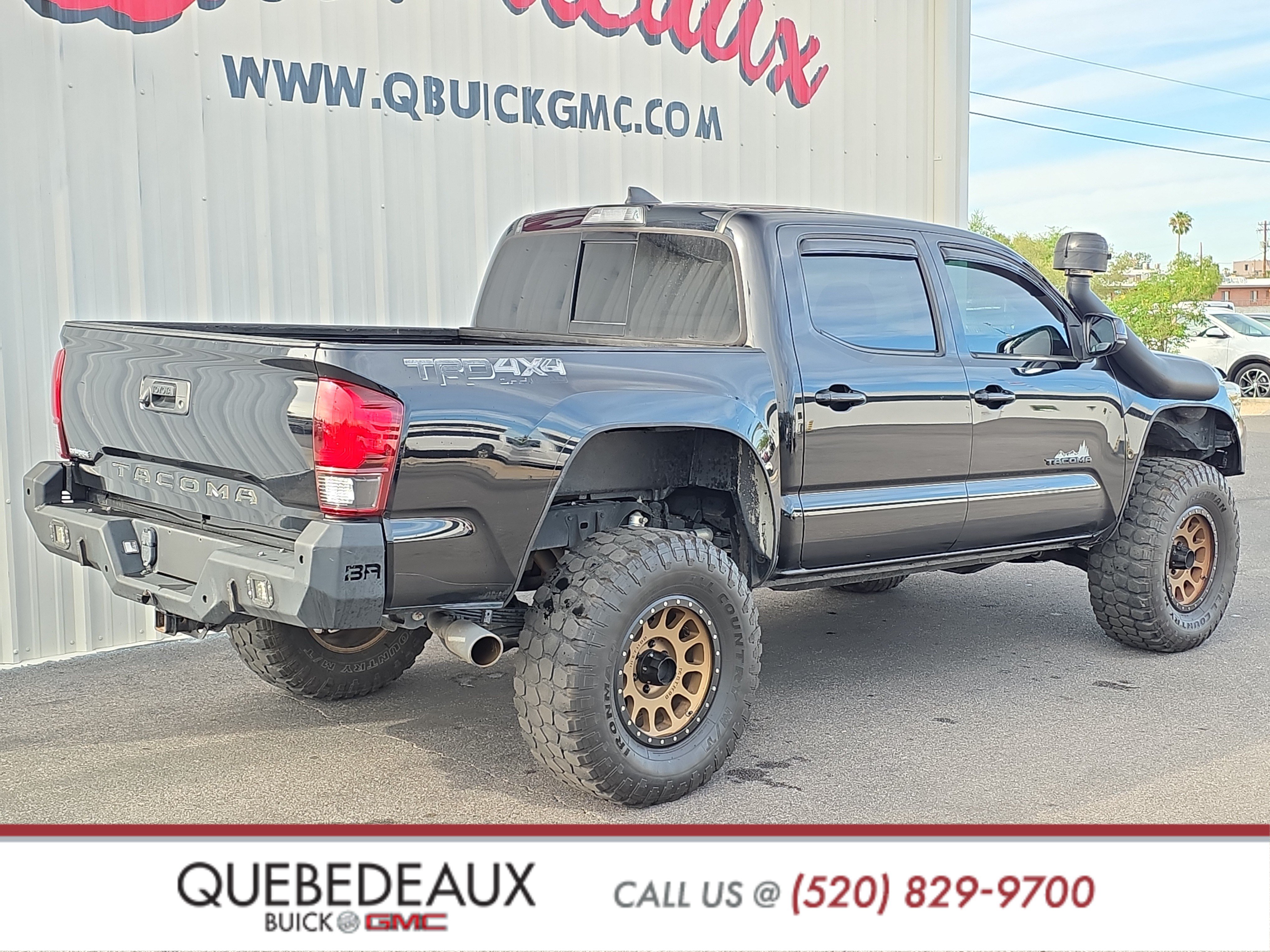 Used 2019 Toyota Tacoma TRD Off-Road AWD/4WD image 8