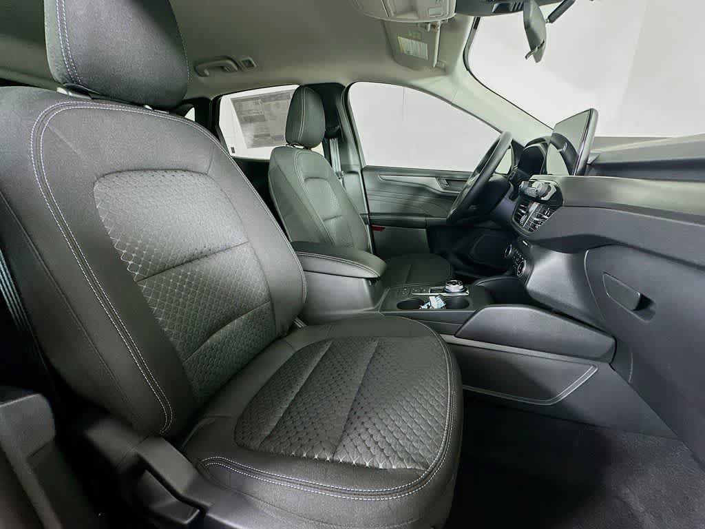 New 2026 Ford Escape Active FWD image 15