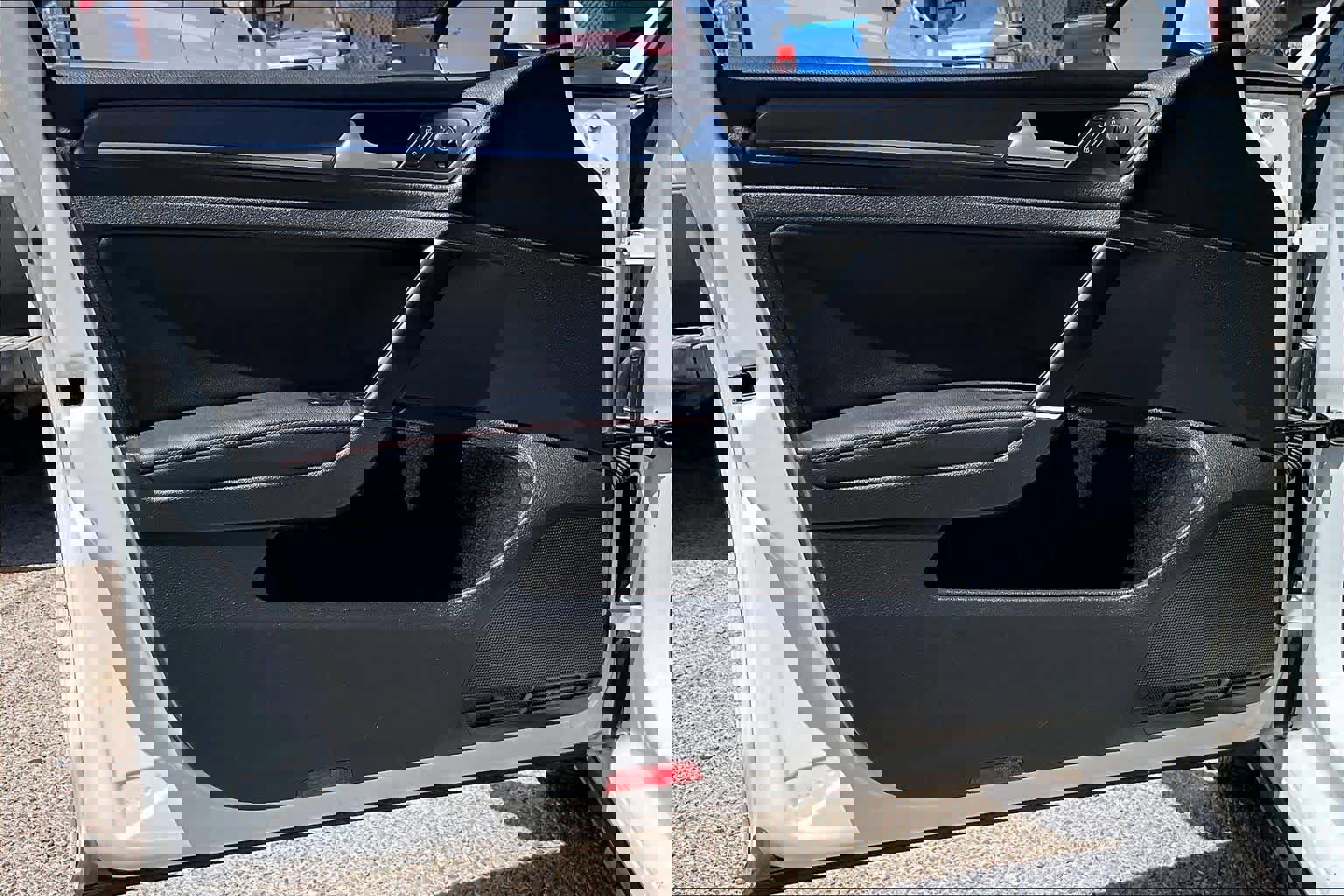 Used 2019 Volkswagen GTI SE FWD image 21