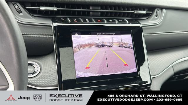 Used 2024 Jeep Grand Cherokee Altitude image 19