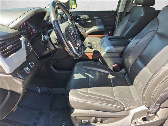 Used 2019 GMC Yukon XL SLT AWD/4WD image 16