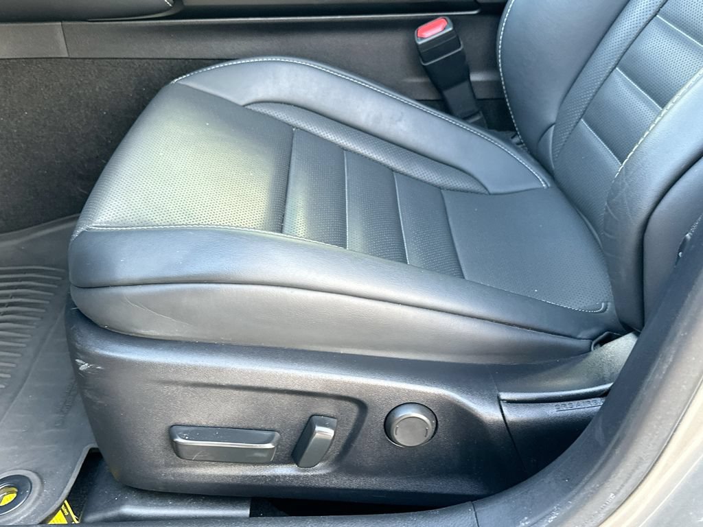 Used 2023 Lexus IS 350 F Sport w/ Navigation Package RWD image 9