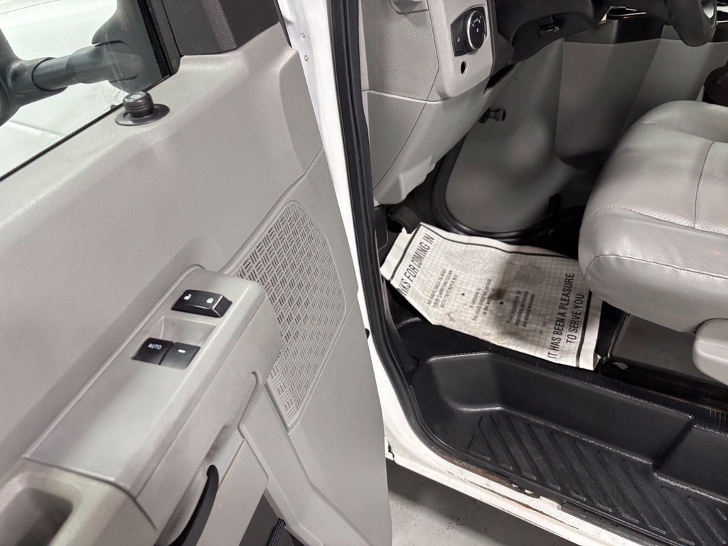 Used 2023 Ford E-350 and Econoline 350 Super Duty w/ Power Windows & Locks Group RWD image 9