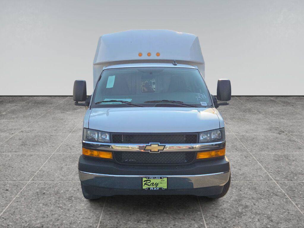 New 2026 Chevrolet Express 3500 w/ Power Convenience Package RWD image 2