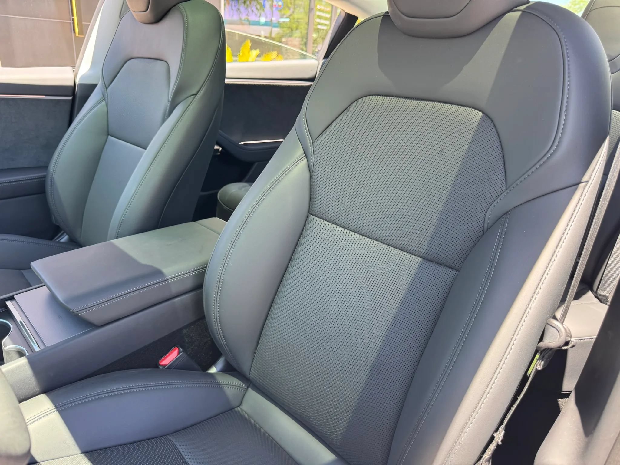 Used 2026 Tesla Model 3 AWD/4WD image 17