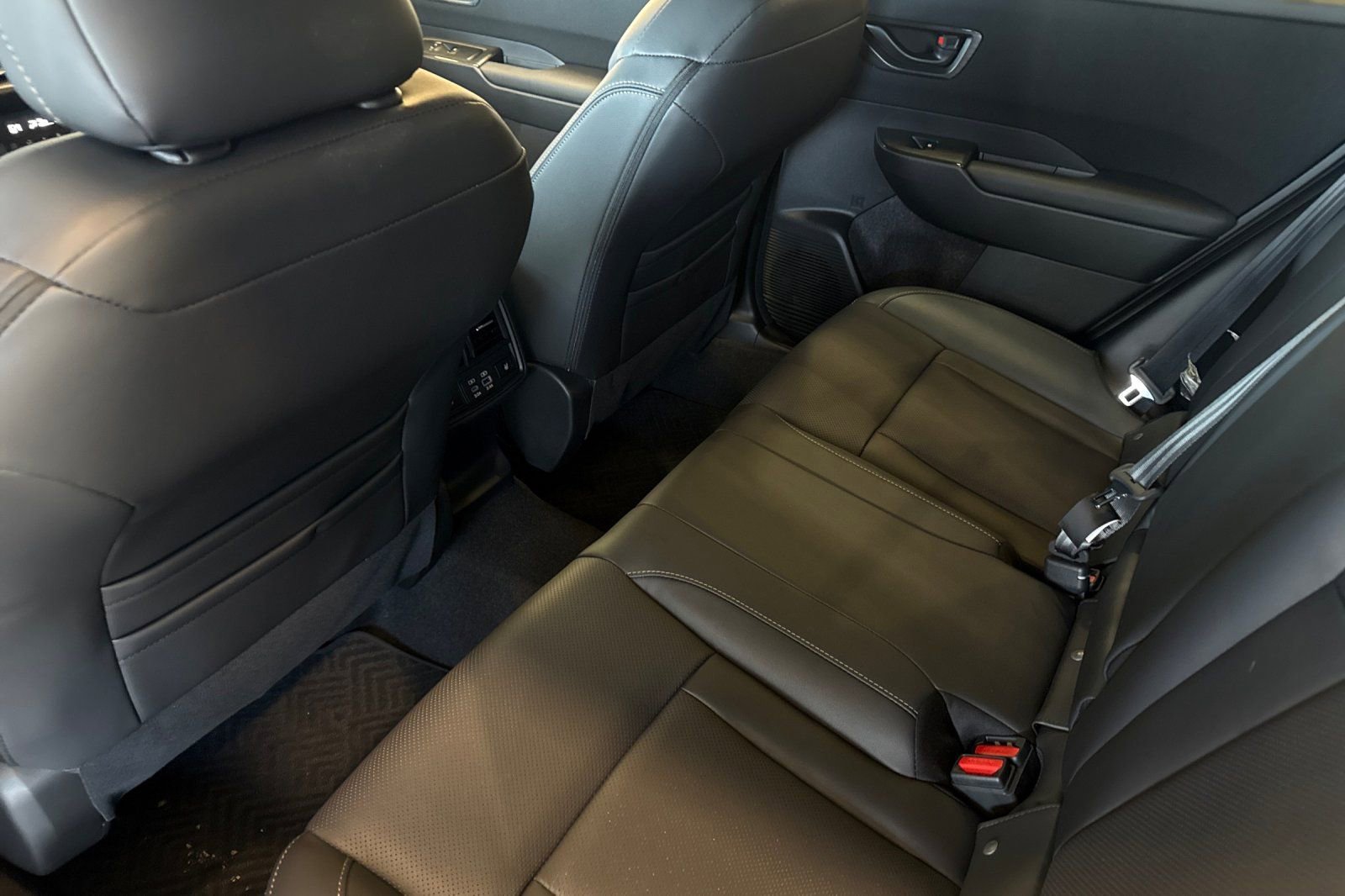 New 2026 Subaru Outback Limited image 11