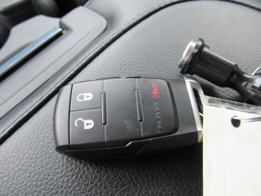 Certified 2024 RAM 2500 Big Horn AWD/4WD image 26