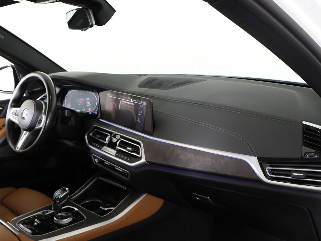 Used 2022 BMW X5 xDrive40i AWD/4WD image 33