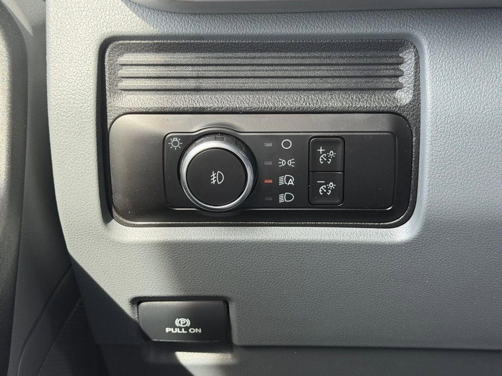 New 2026 Ford F550 2WD Regular Cab Super Duty image 17