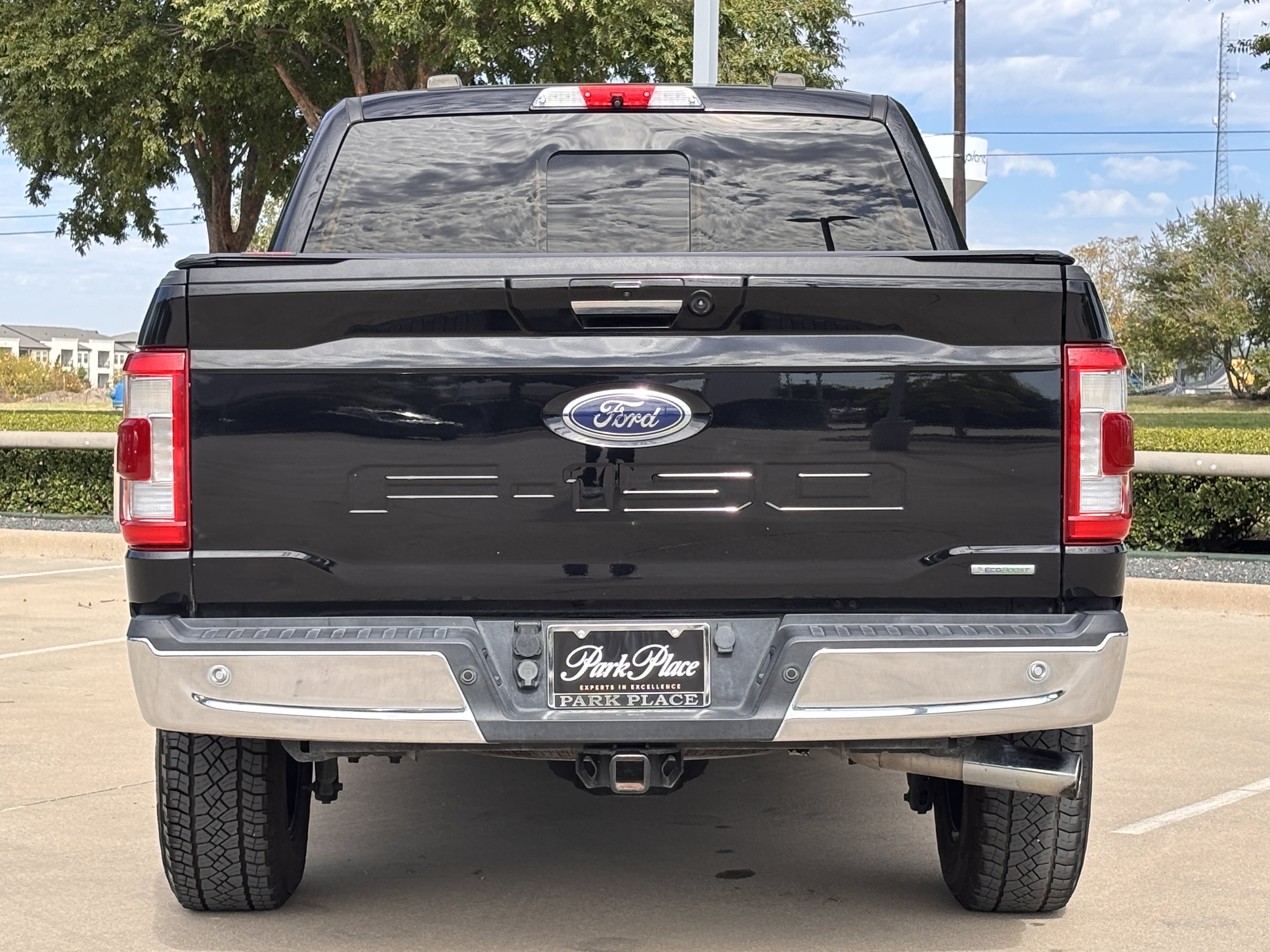 Used 2021 Ford F150 Lariat w/ Equipment Group 502A High AWD/4WD image 4