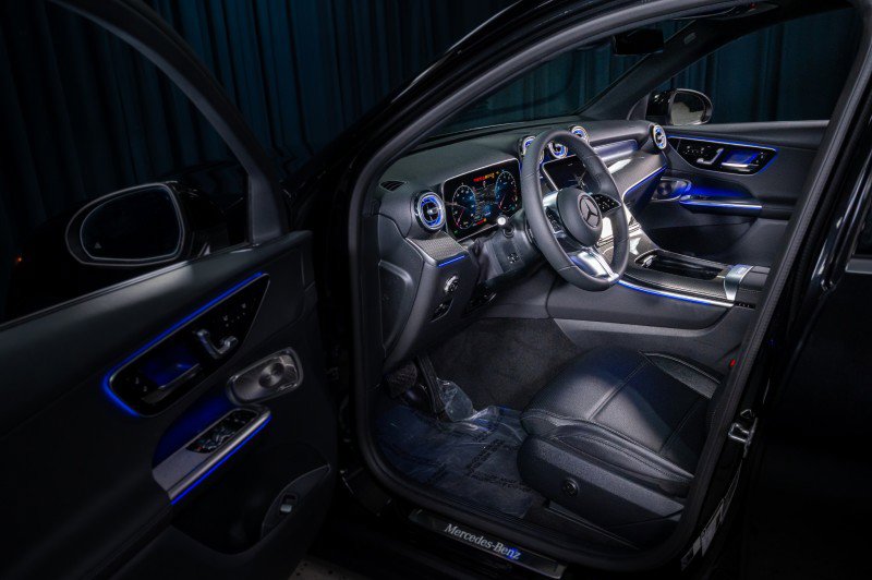 New 2026 Mercedes-Benz GLC 300 image 10