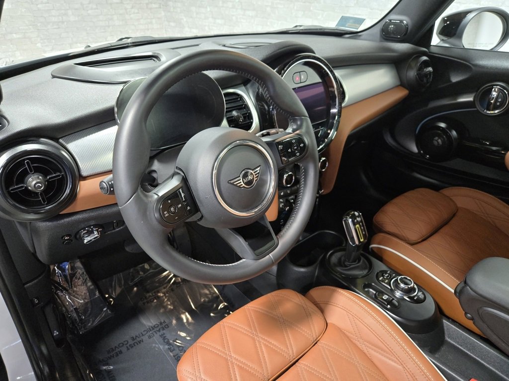 Used 2024 MINI Cooper SE image 12