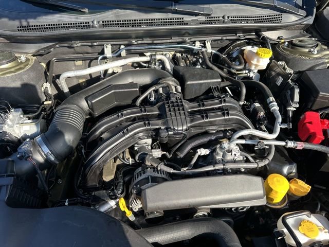 Used 2022 Subaru Outback Premium image 31