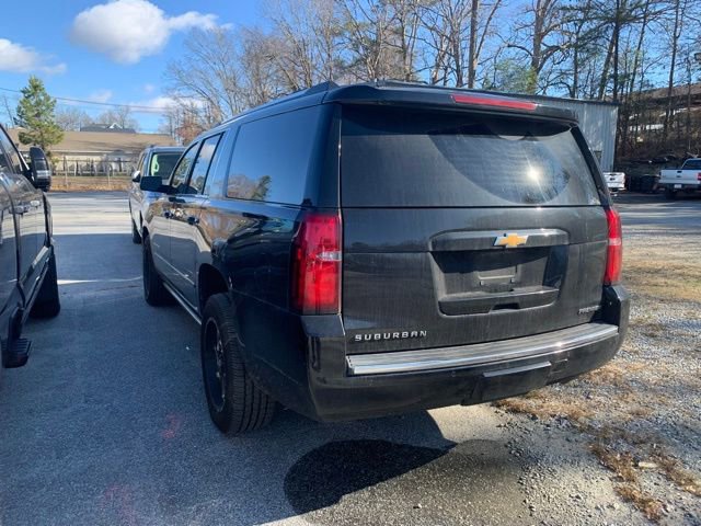 Used 2020 Chevrolet Suburban Premier w/ Premier Plus Edition image 14