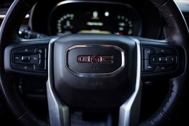 Used 2023 GMC Yukon SLE image 17