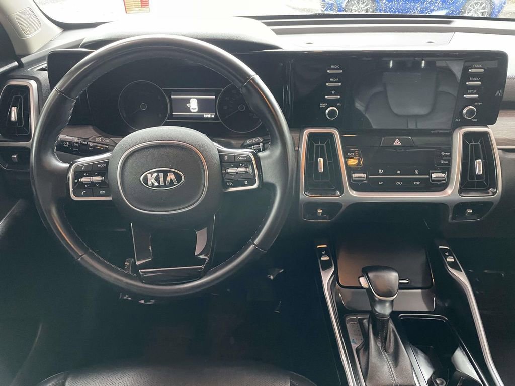 Used 2021 Kia Sorento EX image 22