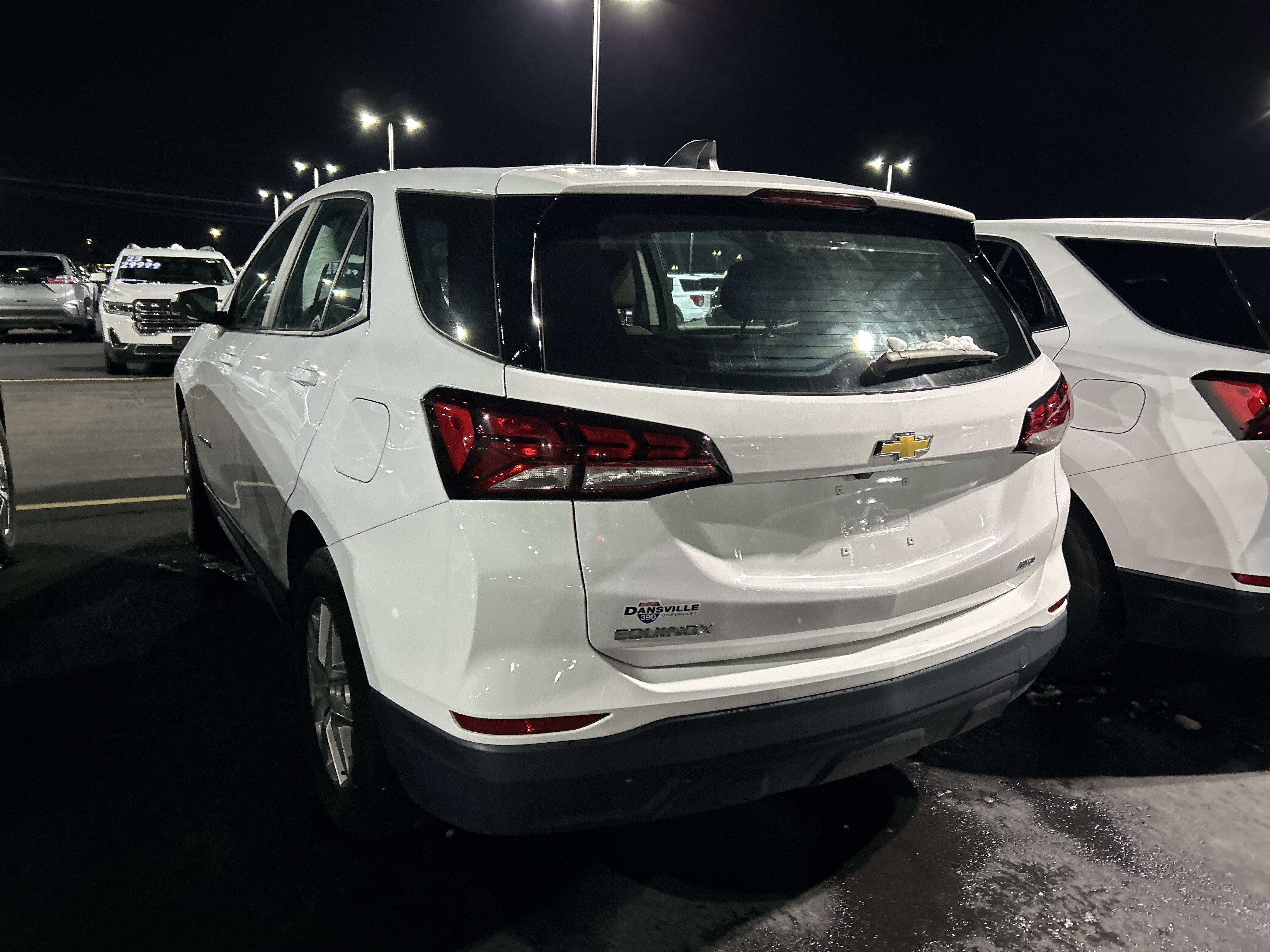 Used 2023 Chevrolet Equinox LS image 6