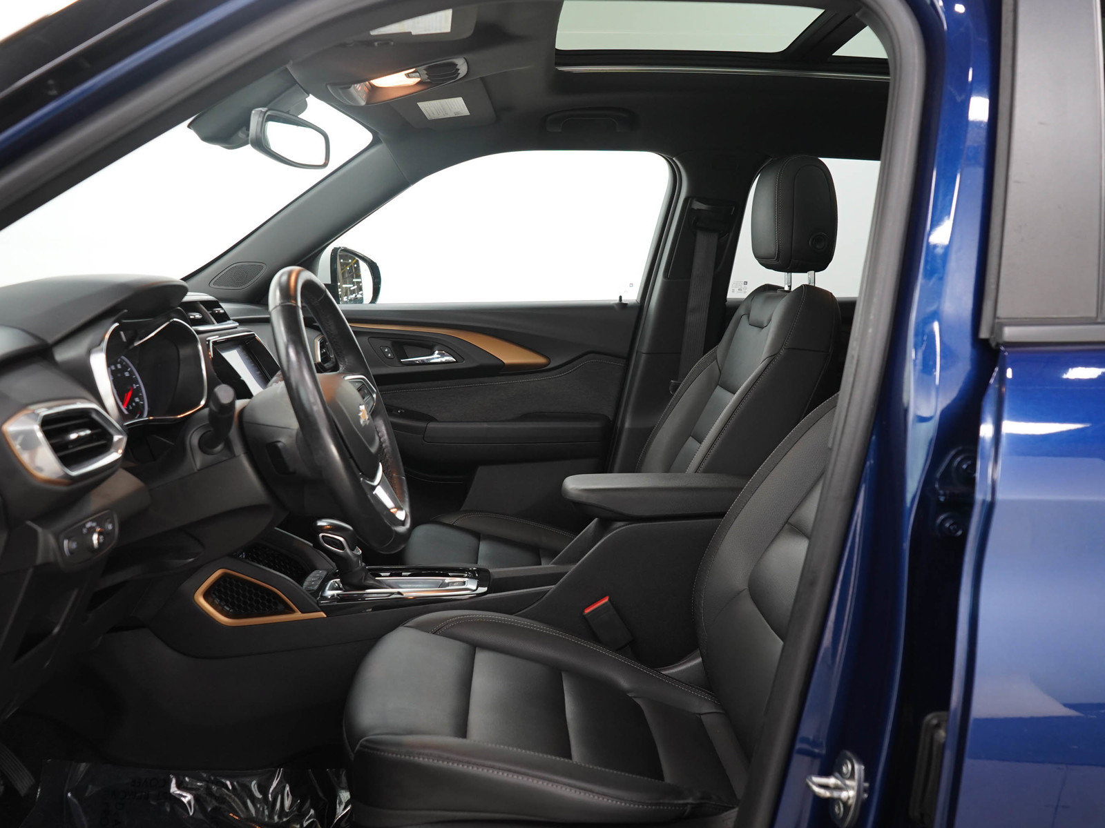 Used 2022 Chevrolet TrailBlazer ACTIV w/ Sun and Liftgate Package AWD/4WD image 22