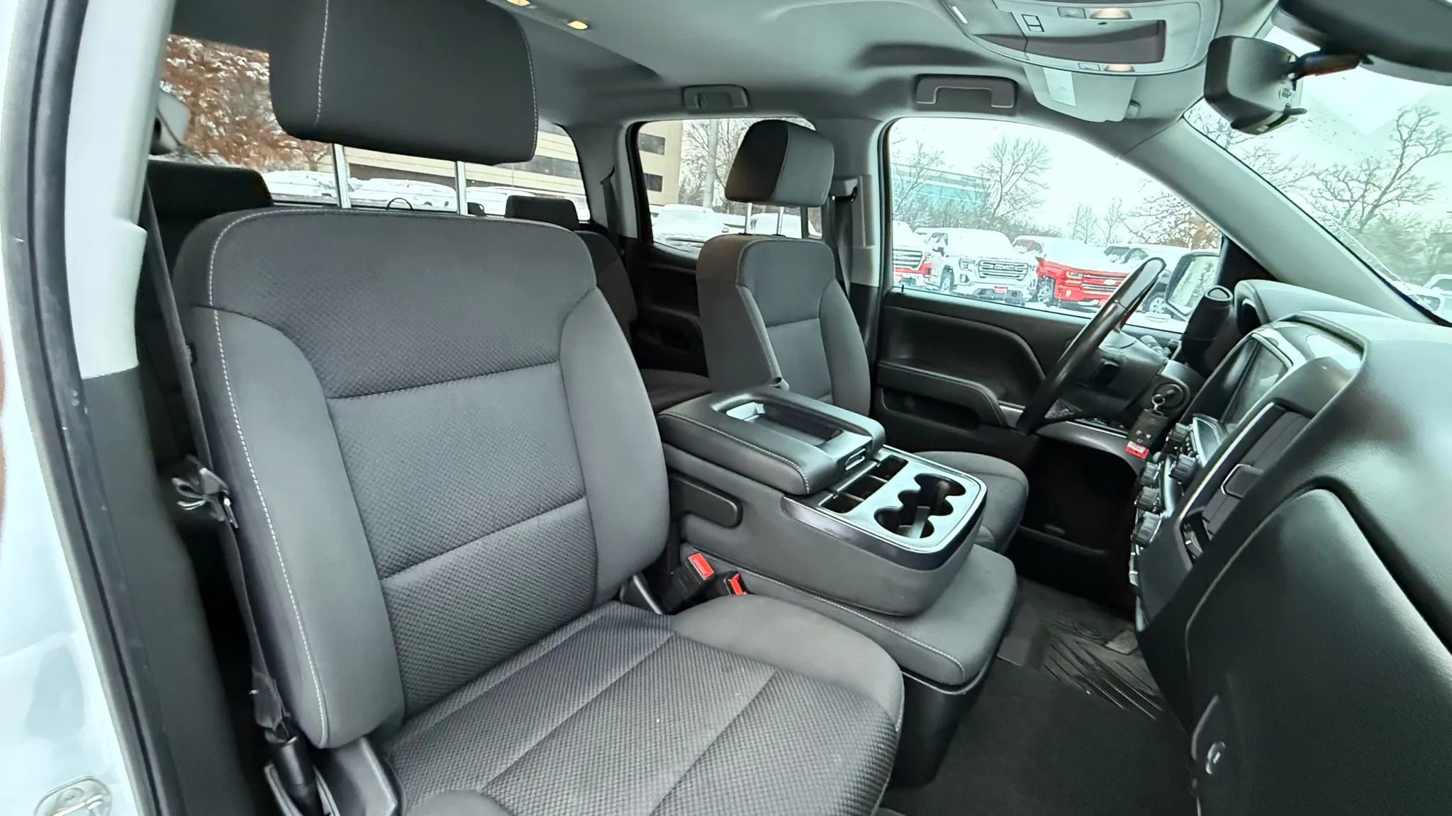 Used 2018 Chevrolet Silverado 1500 LT w/ LT Eassist Package image 36