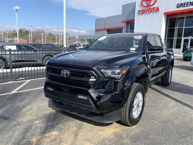 Used 2024 Toyota Tacoma SR5 image 1