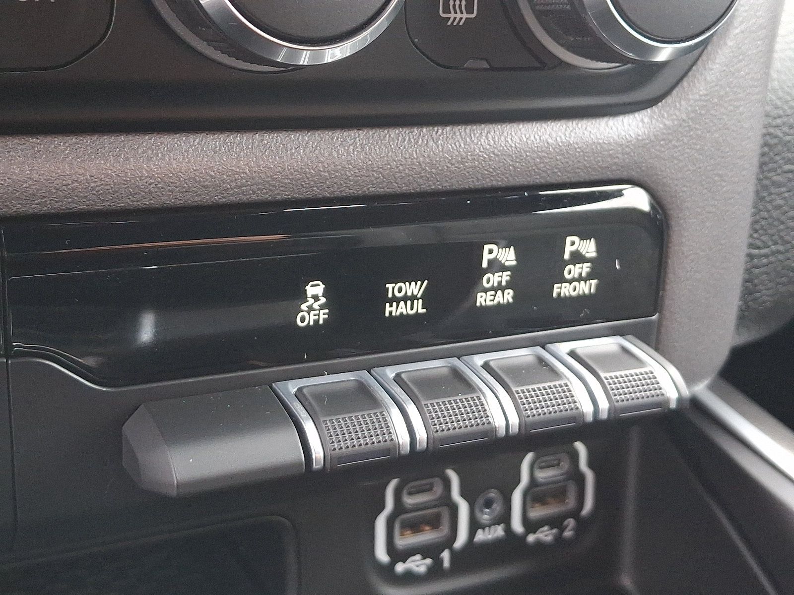 Used 2020 RAM 1500 Big Horn AWD/4WD image 23