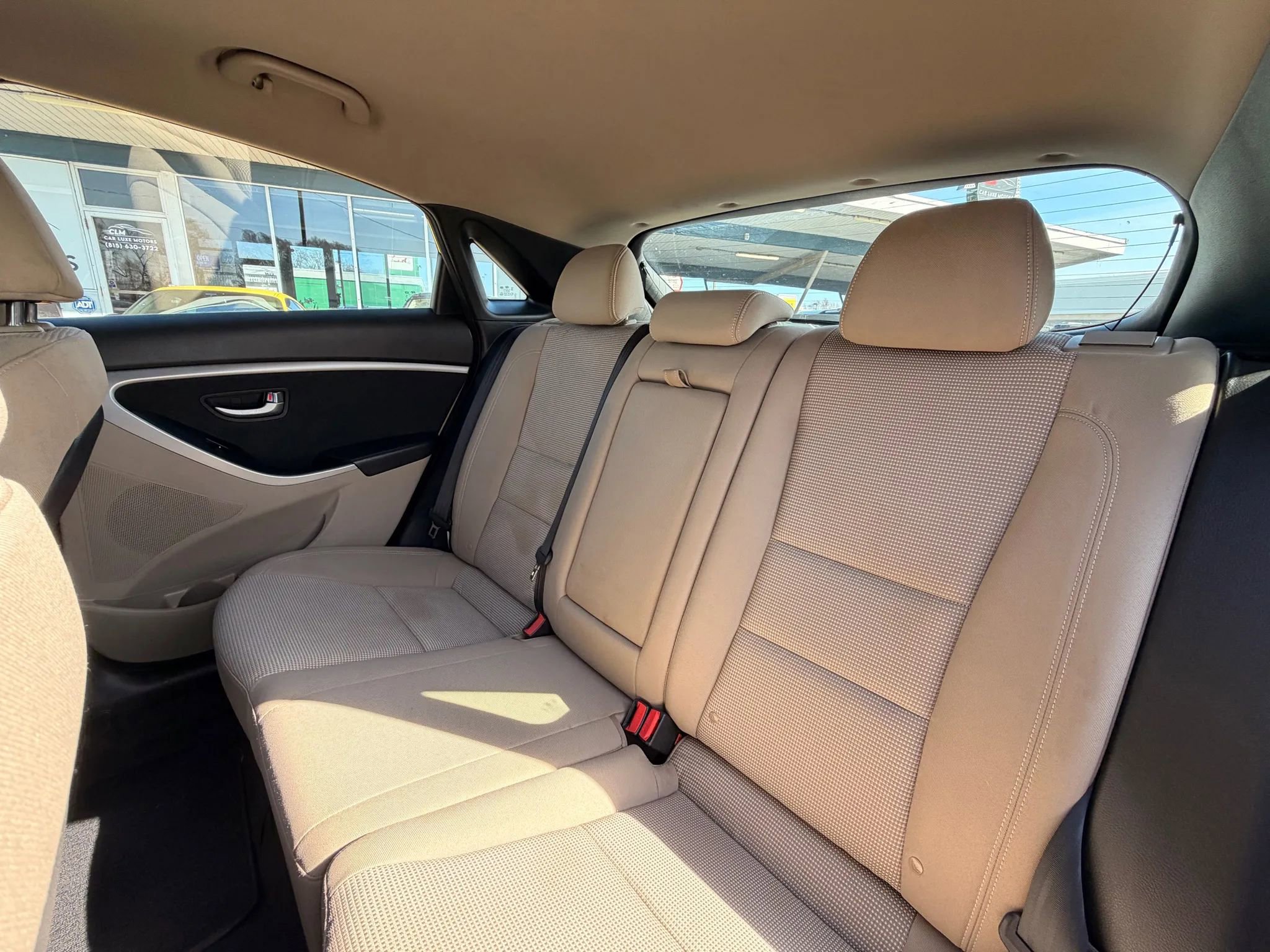 Used 2016 Hyundai Elantra GT FWD image 14
