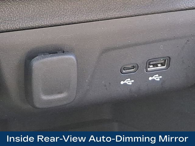 Used 2025 Chevrolet TrailBlazer RS w/ Convenience Package AWD/4WD image 17