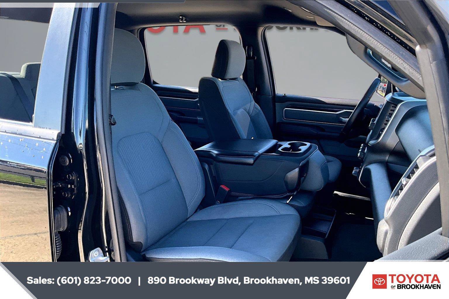 Used 2022 RAM 1500 Big Horn AWD/4WD image 6