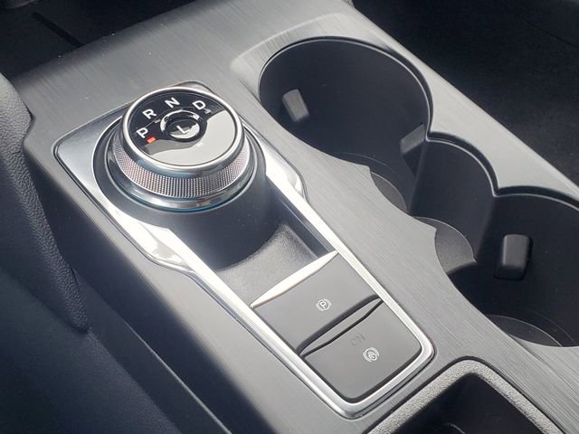 Used 2025 Ford Escape SE image 25