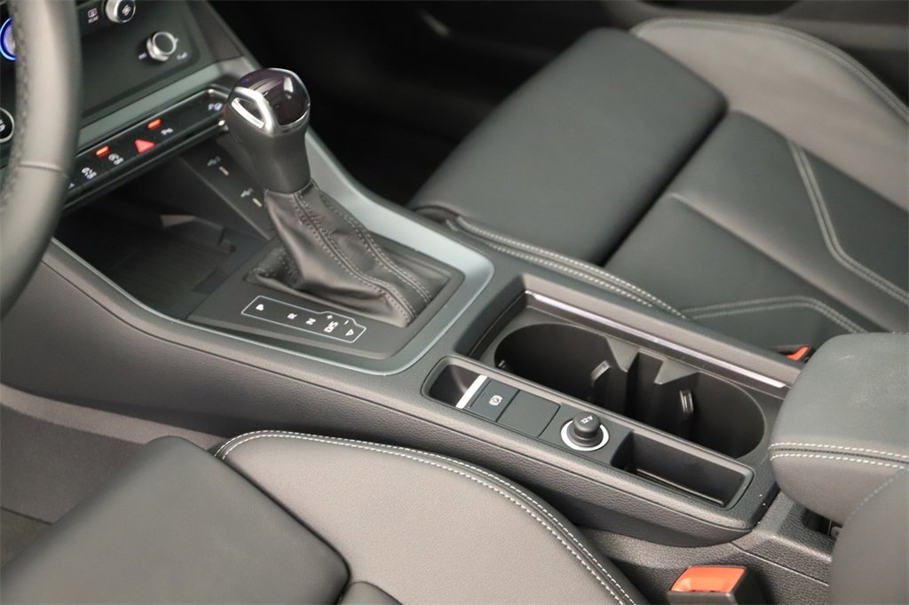 Certified 2025 Audi Q3 2.0T Premium w/ Convenience Package image 17