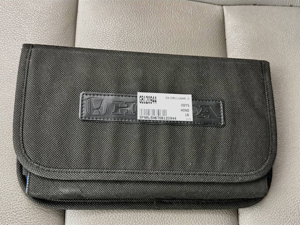 Used 2016 Honda Odyssey EX-L image 39