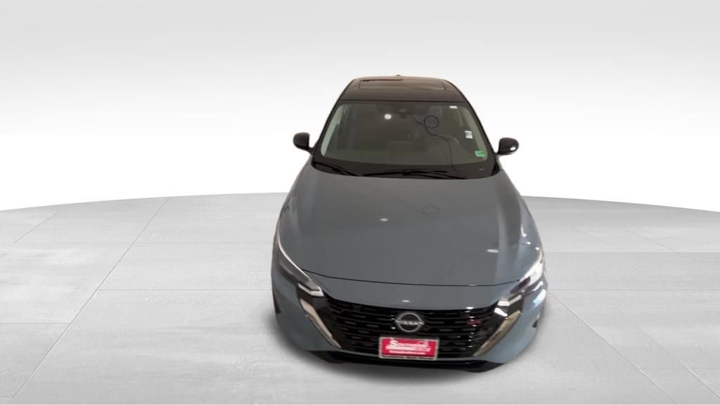 Certified 2024 Nissan Sentra SR w/ SR Premium Package image 9