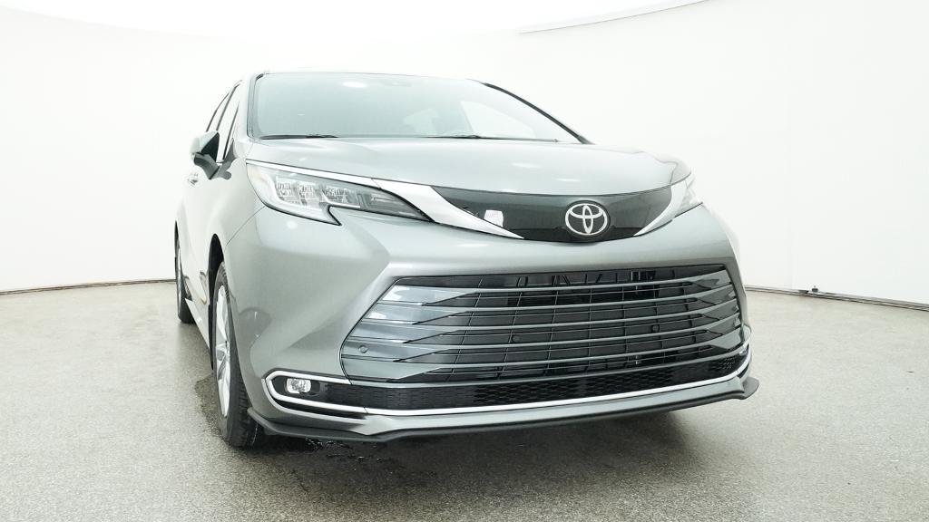 New 2026 Toyota Sienna Limited FWD image 35