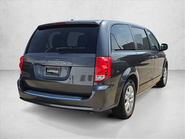 Used 2019 Dodge Grand Caravan SE w/ UConnect Hands-Free Group FWD image 6