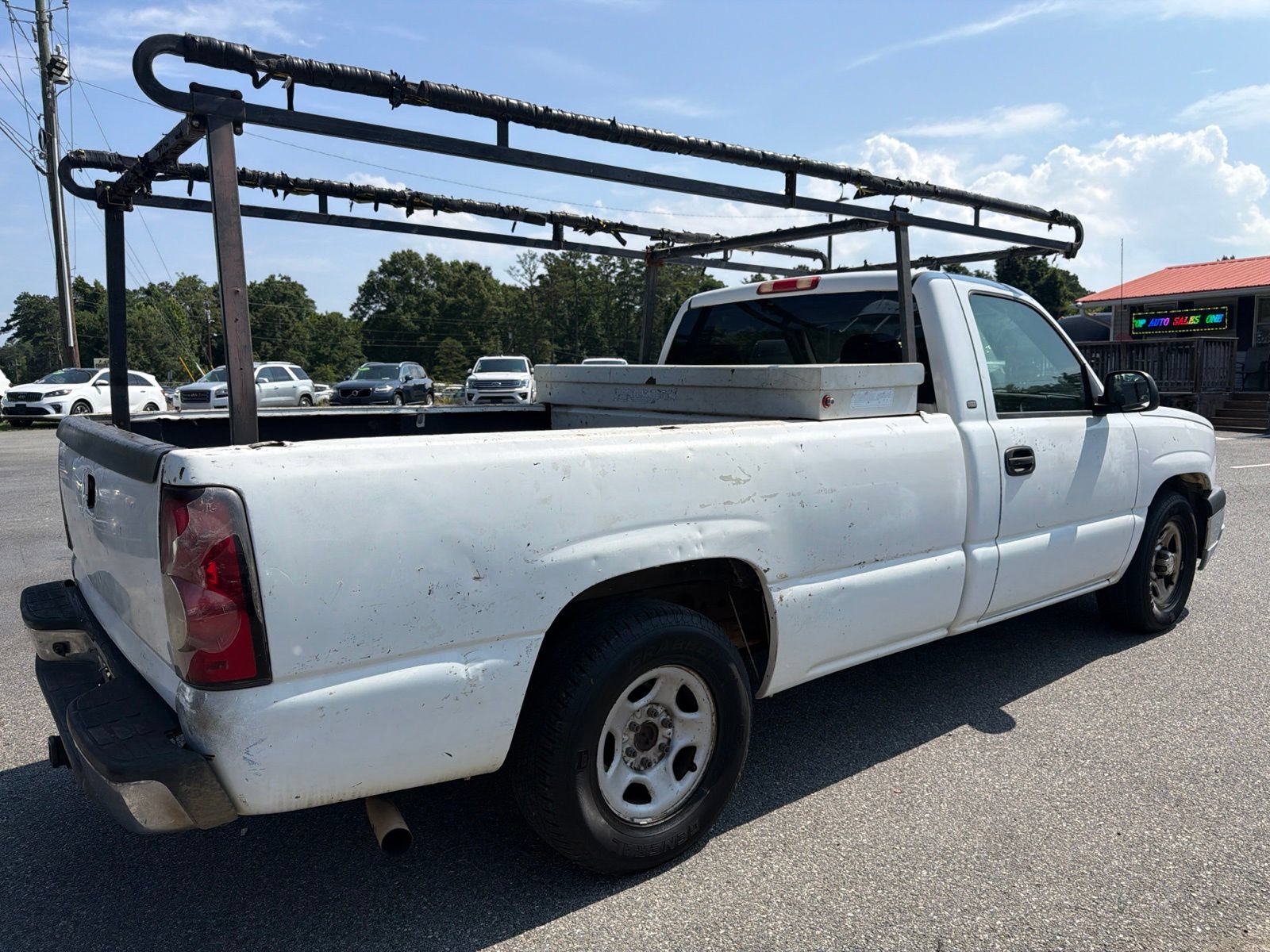 Used 2004 Chevrolet Silverado 1500 W/T RWD image 4