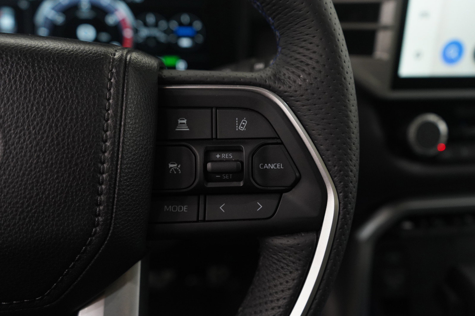 Used 2025 Toyota Sequoia Platinum image 18