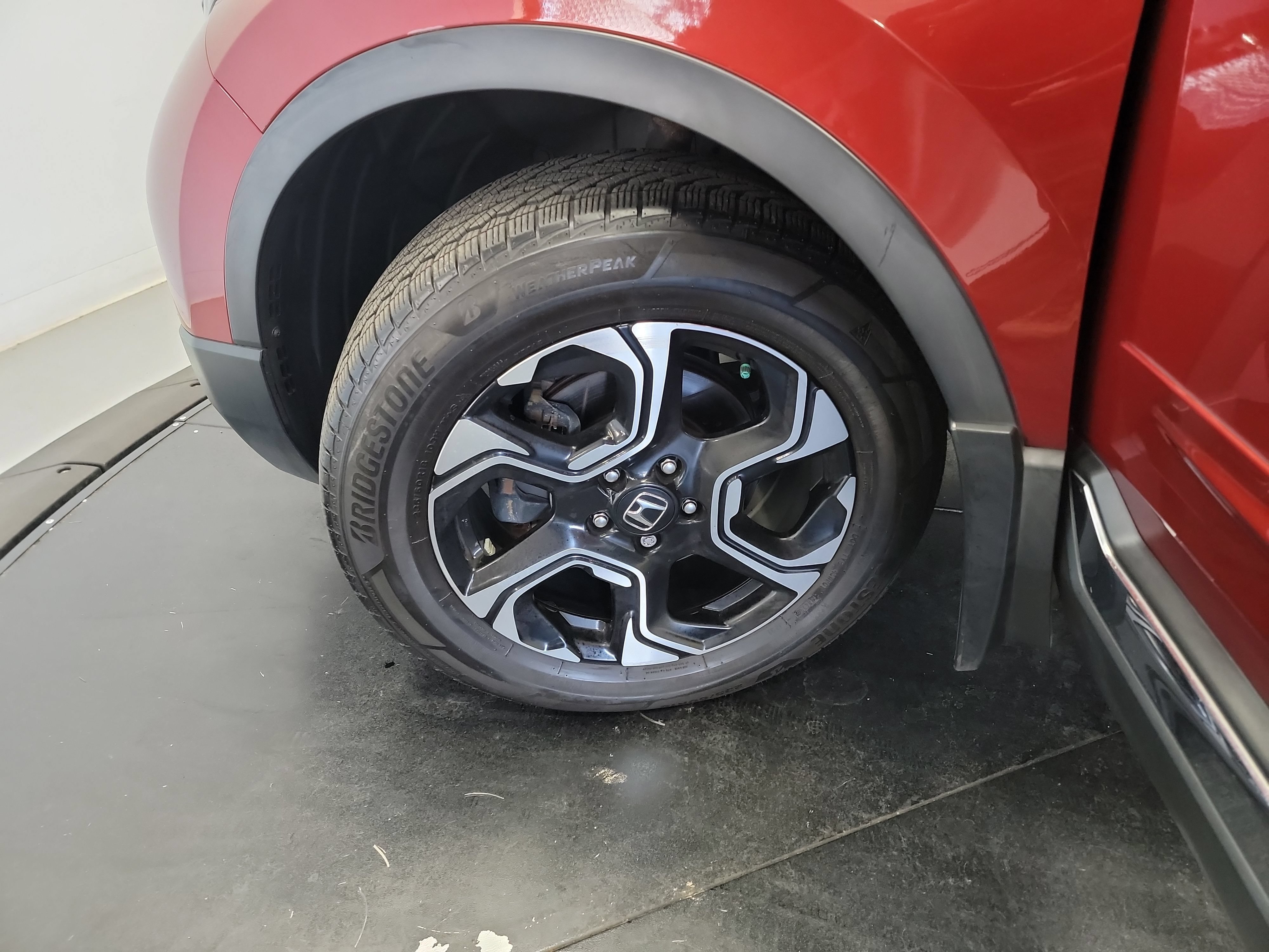 Used 2018 Honda CR-V Touring image 30