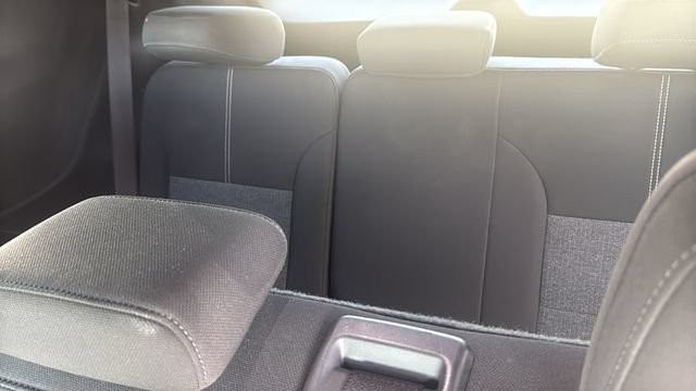 Used 2025 GMC Acadia Elevation FWD image 26