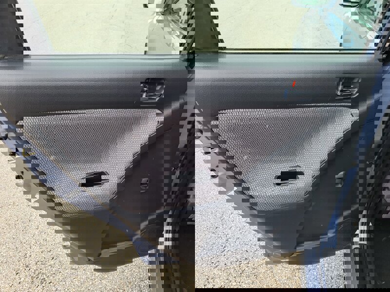 Used 2006 Toyota Matrix XR image 24