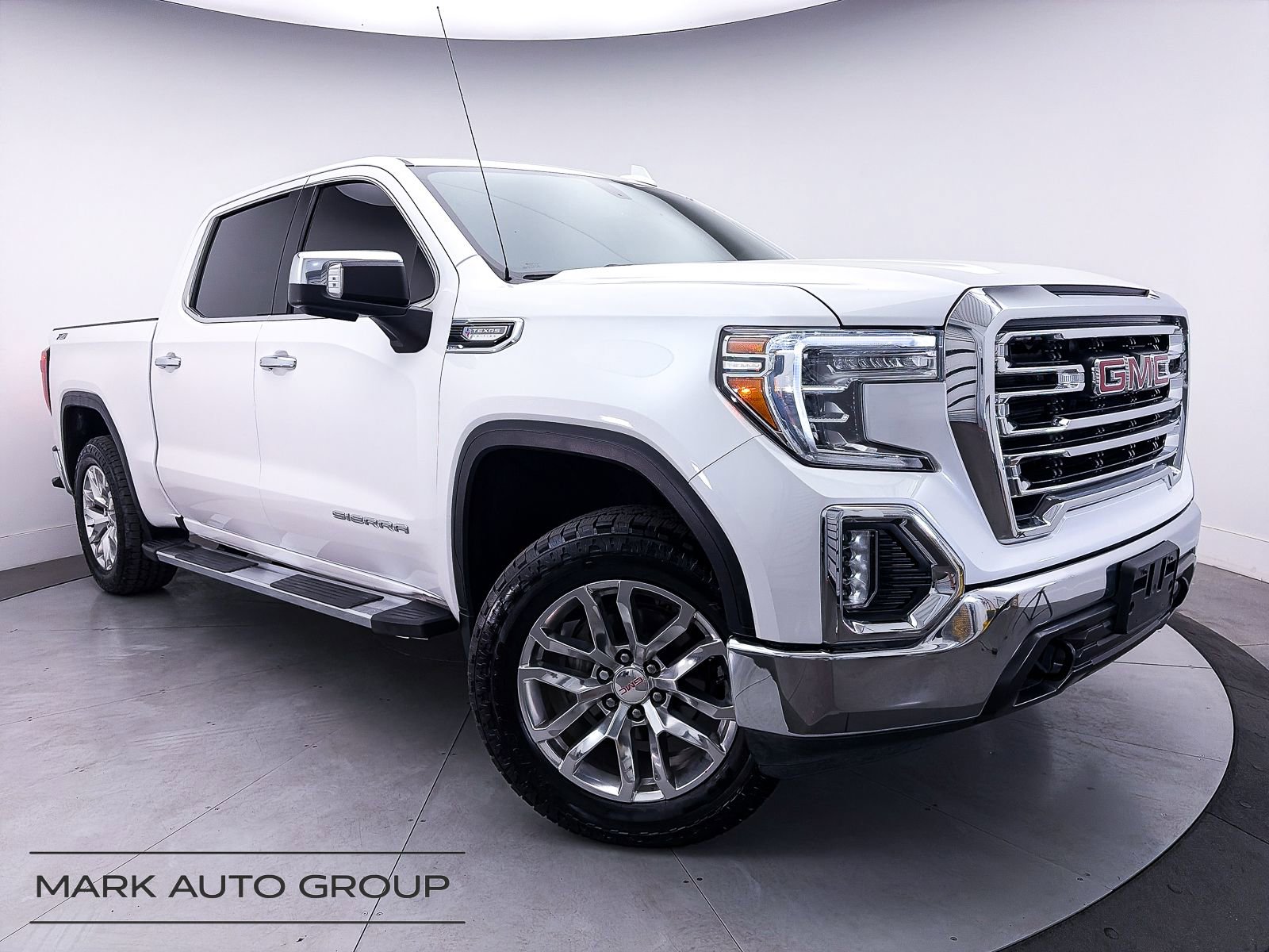 Used 2019 GMC Sierra 1500 SLT AWD/4WD image 1