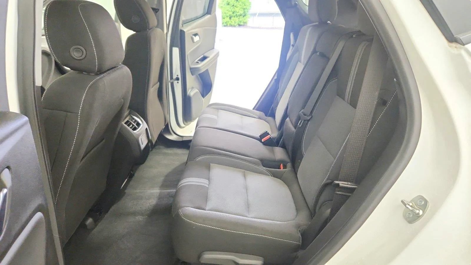 Used 2023 Chevrolet Blazer LT w/ Convenience Package FWD image 18